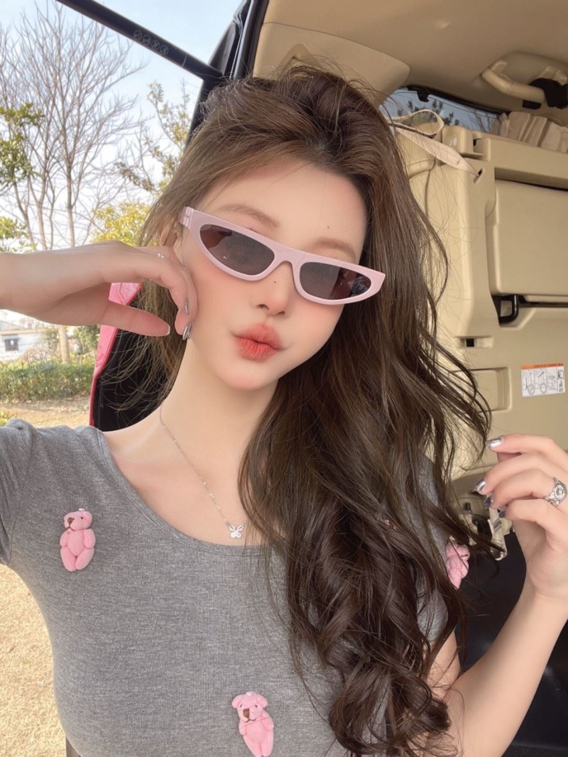 Miu miu Sunglasses